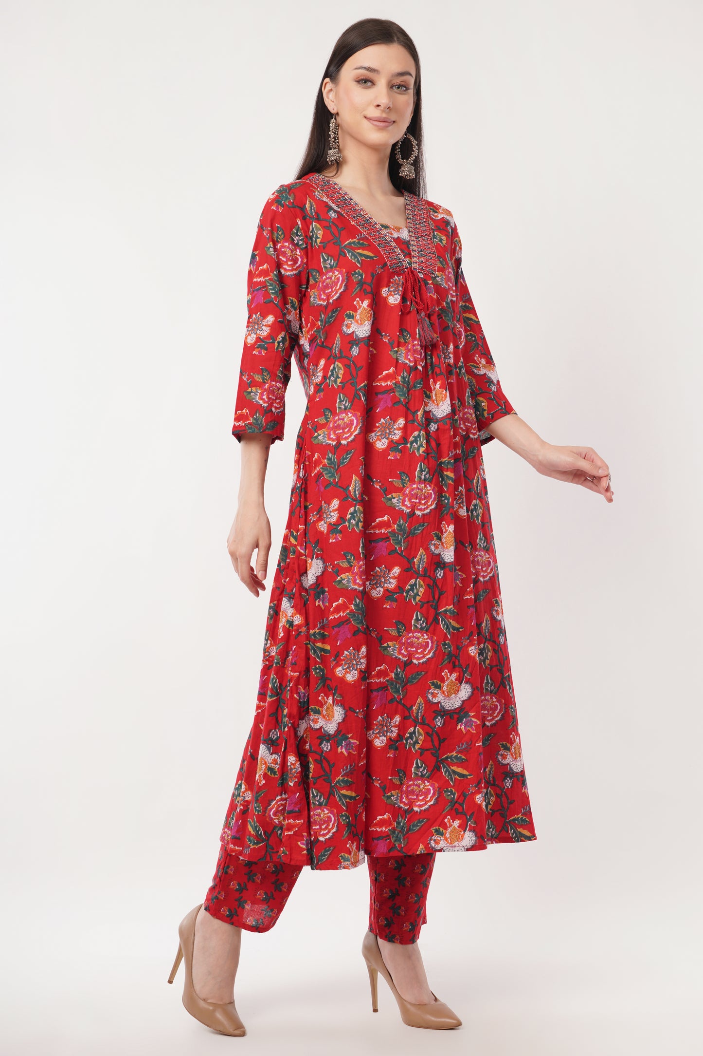 Siya's Women's Floral Print Kurta Set with Pant and  Dupatta, Red , V-Neck, 3/4 Sleeve